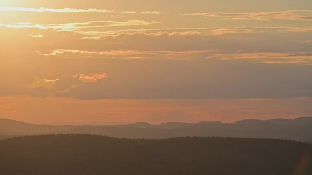 Blick, Katzenbuckel, Berg, Sonnenaufgang, Waldkatzenbach, Waldbrunn, Odenwald, Neckar Odenwald Kreis, Baden-W&uuml;rttemberg, Deutschland, Europa