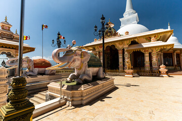 le Temple de Buddha à Ella Au Sri Lanka © nada12