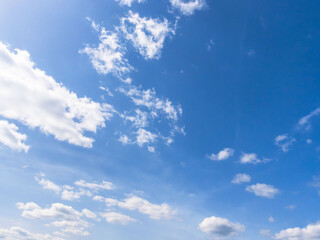 春の山から 青空と雲65
