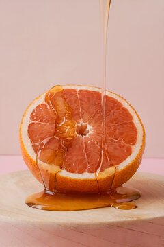 honey drpping pn grapefruit