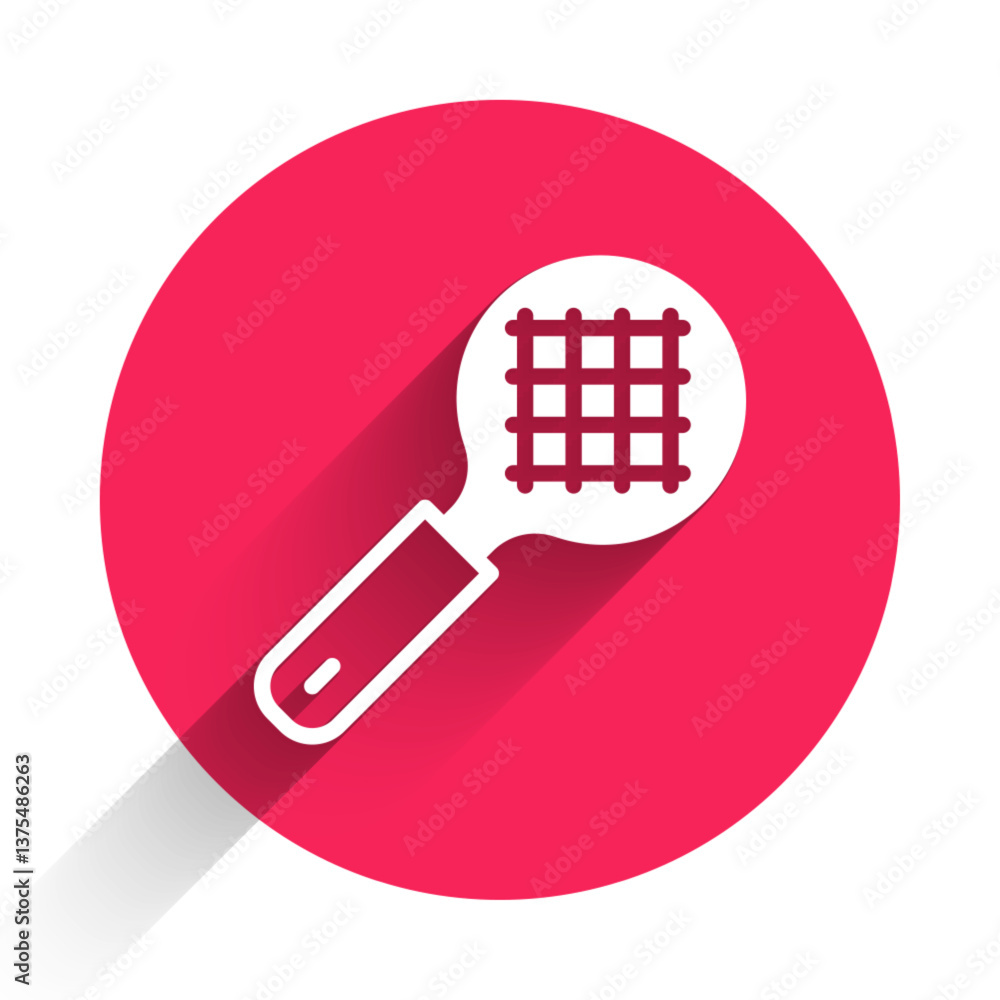 Aufkleber white tea strainer with handle icon isolated with long shadow background. metal sieve. red circle bu