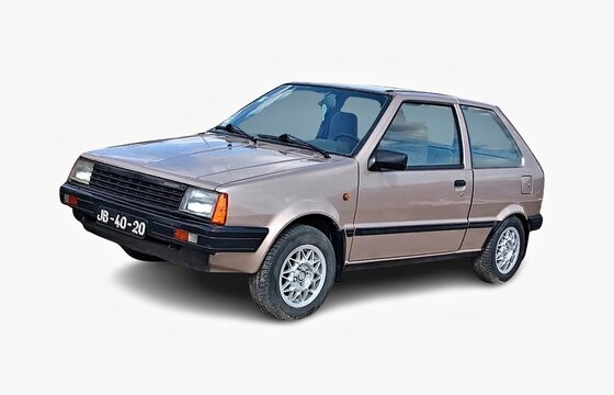 Vintage Nissan Micra K10