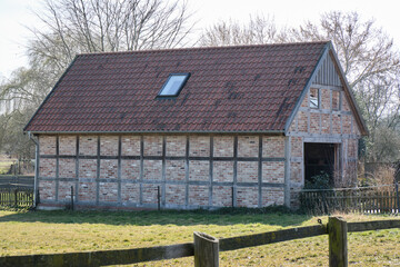 Obraz premium Traditional-style modern barn in Lower Saxony, Germany, half-timbered