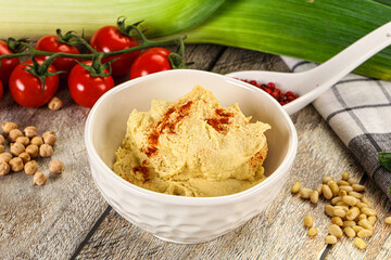 Natural chickpea hummus with paprika