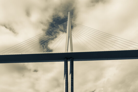 Viadukt von Millau, Viaduc de Millau, Michel Virlogeux, Norman F