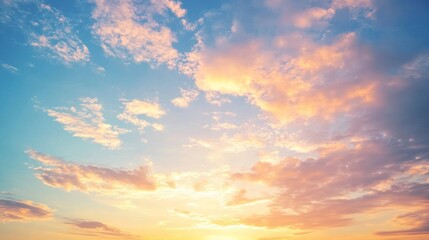 Fototapeta premium Sunrise Sky with Colorful Clouds Creating a Serene and Peaceful Atmosphere