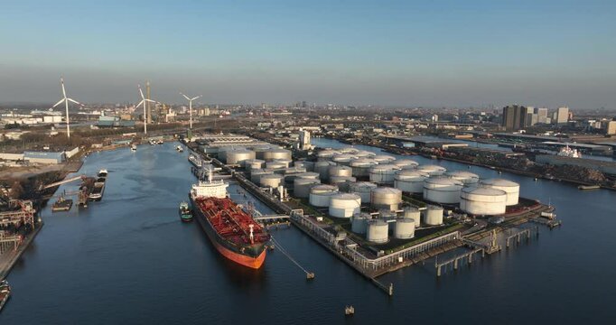 petroleum storage silos. Petroleum products, liquid gas storage. Industrial commercial port.