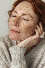 Obraz premium Serene relaxation with natural beauty and freckles for calm and peaceful moments