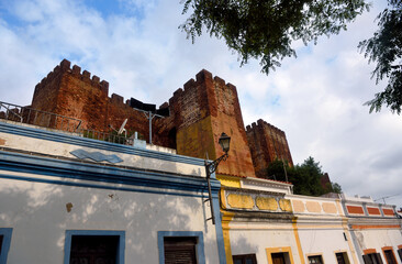 silves castle moorish style algarve portugal