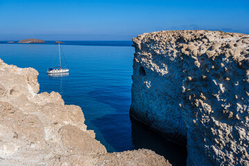 Papafragas Caves, Milos