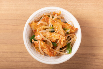 薩摩揚げともやしとネギのピリ辛和え