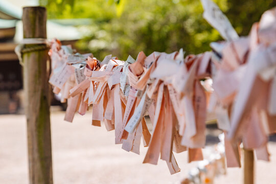 Tied prayers