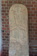 ancient rock carving stone art anuradapura