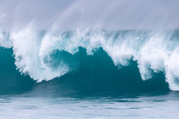 Wave breaking in the Pacific Ocean