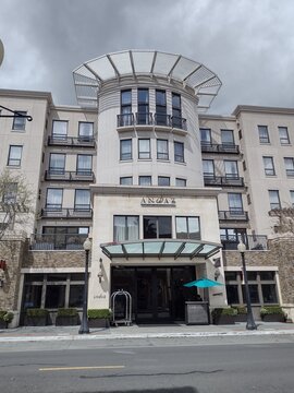  Andaz Napa hotel by Hyatt  April 1, 2025, Napa, California