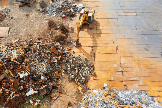 Resource Recycling Plant with Excavator and Lifting Electromagne