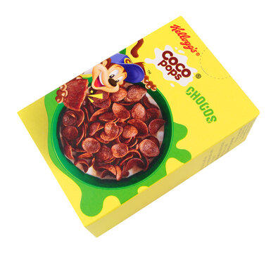 Kellogg's coco pops chocos breakfast cereal in a 25g single portion box