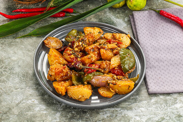Potato with bell pepper and gravy