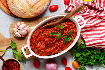 Traditional Georgian vegetarian bean dish lobio.top veiw