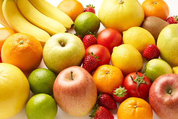 盛りだくさんの果物と野菜