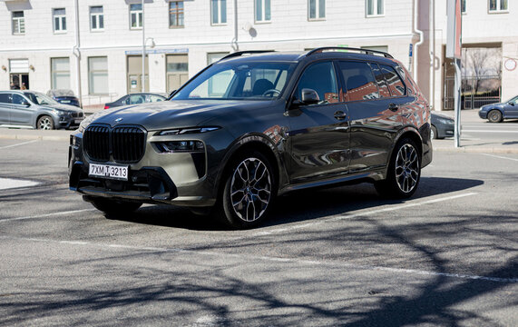 BMW X7 luxury german car