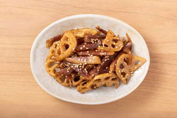 レンコンとさつまいもの甘辛煮