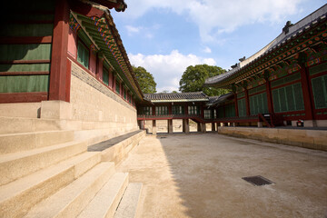 Changdeokgung Palace and Secret Garden (Huwon), UNESCO Heritage Site, Seoul, Korea, Geunjeongjeon Hall in Gyeongbokgung Palace,  South Korea, 한국 서울 경복궁 근정전 정면 사진 서울 창덕궁 인정전과 후원 (비원) 유네스코 세계문화유산