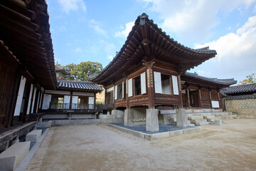 Changdeokgung Palace and Secret Garden (Huwon), UNESCO Heritage Site, Seoul, Korea, Geunjeongjeon Hall in Gyeongbokgung Palace,  South Korea, 한국 서울 경복궁 근정전 정면 사진 서울 창덕궁 인정전과 후원 (비원) 유네스코 세계문화유산
