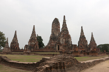 Fototapeta premium Thailand ruins of Ayuthaya on a cloudy winter day
