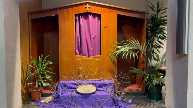 La cuaresma es un tiempo de arrepentimiento, un confesionario que muestra la misericordia De Dios. El resucitado es prueba de ello. Jes&uacute;s venci&oacute; la muerte.