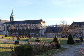 Klosterkirche und Klostergarten in Ebrach.