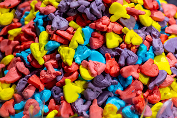Marshmallows in an oak barrel close