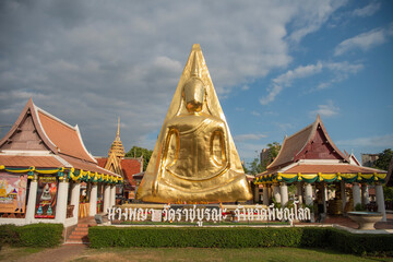 THAILAND PHITSANULOK WAT PHRA NANG PHAYA AMULET BUDDHA