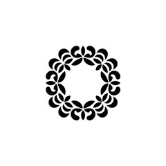 Black Floral Wreath on White: Minimalist Decorative Element