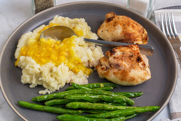 chicken thighs with mashed potatoes