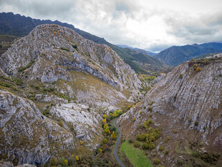 Magnificent mountain scenery at dawn
