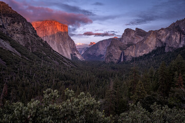 sunset over yosemite valley