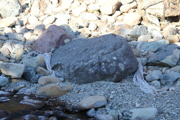 Image of pretty rocks on the Daecheongcheon River Trail