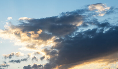 Obraz premium Beautiful clouds on the sky after sunset . Sunset sky background.