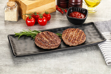 Grilled two beef burger cutlet