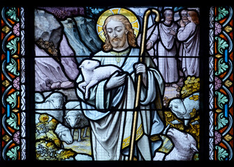 Obraz premium Saint Ouen, FRANCE - 09-29-2024: Stained glass (1911) of Jesus the Good Shepherd. .
