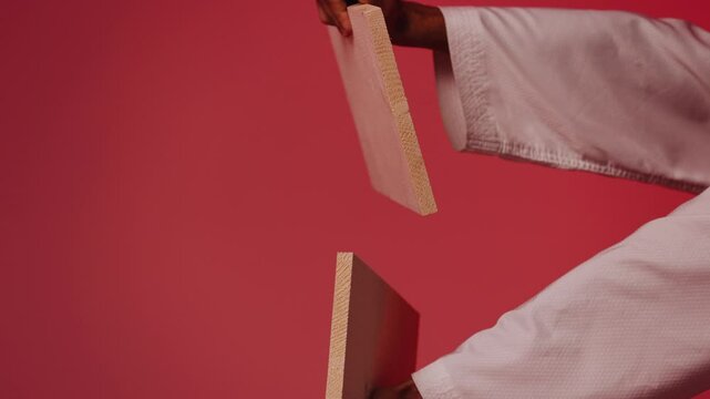 karate board breaking