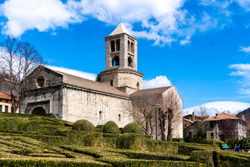 Sant Pere de Camprodon is a Benedictine monastery located in the present-day village of Camprodon,...