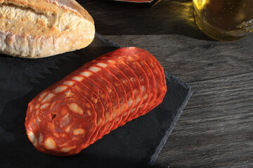 chorizo slices with white bread