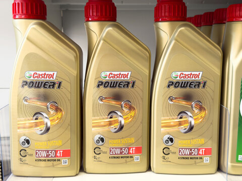 Castrol power 1 4t 20w-50 motor oil bottles on shelf