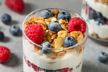 Homemade Healthy Breakfast Yogurt Parfait
