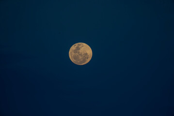 Moon in the sky Earth´s satellite