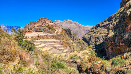Fototapeta premium ANCIENT INCA TERRACES OF PISAC, SACRED VALLEY OF PERU
