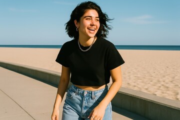 Fototapeta premium Joyful beach walk laughter.