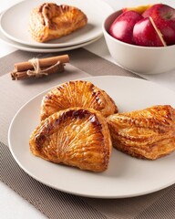 apple pie on a plate